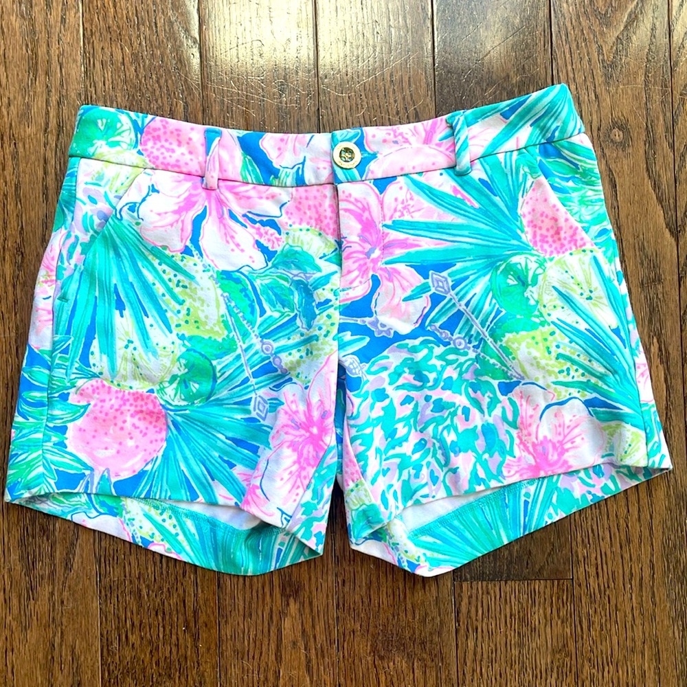 Lilly Pulitzer stretch knit shorts size 00 in Ocean print